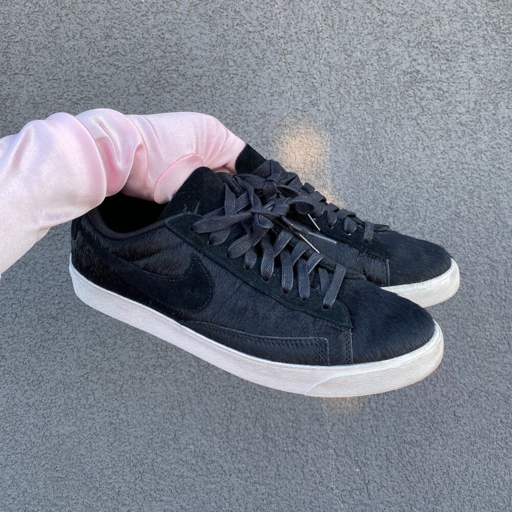 Nike Blazer Low - Black Pony Hair